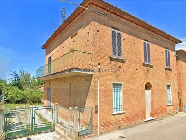 casa indipendente in vendita a Montepulciano in zona Abbadia