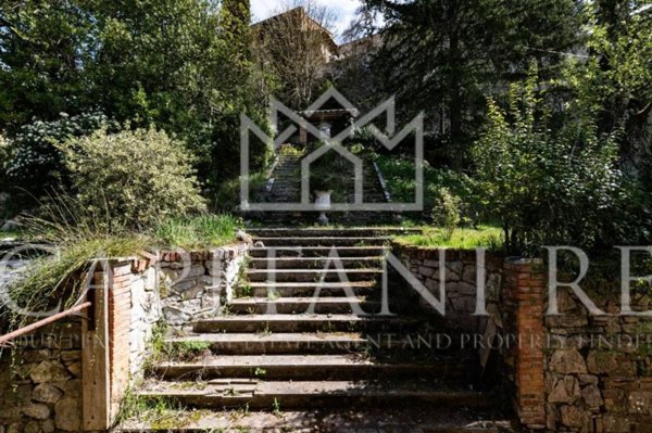 casa indipendente in vendita a Montepulciano