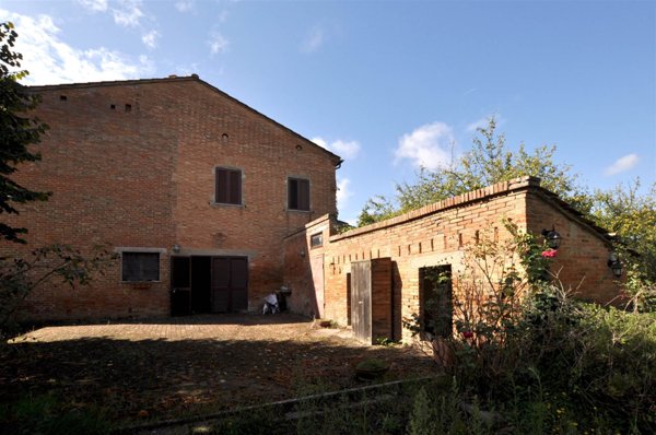 casa indipendente in vendita a Montepulciano in zona Acquaviva