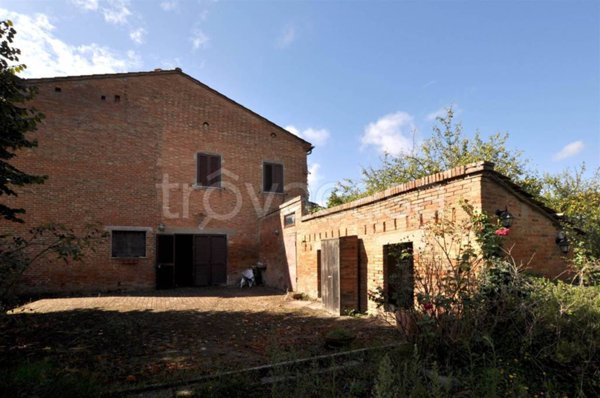 casa indipendente in vendita a Montepulciano in zona Acquaviva