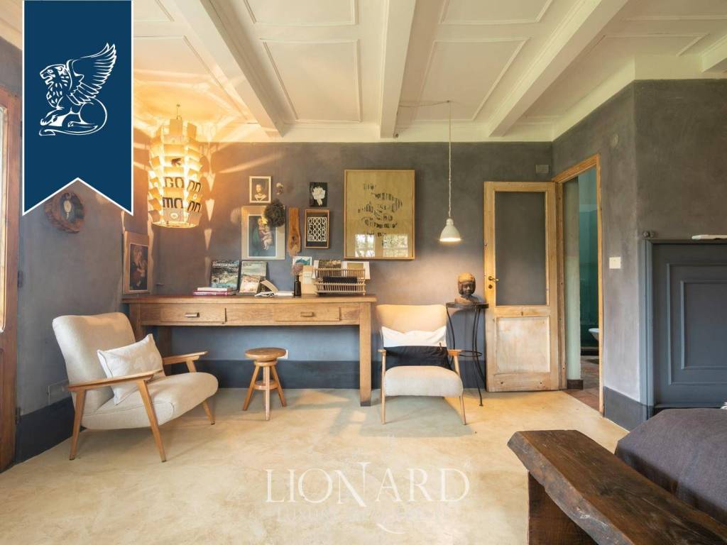 negozio in vendita a Montepulciano