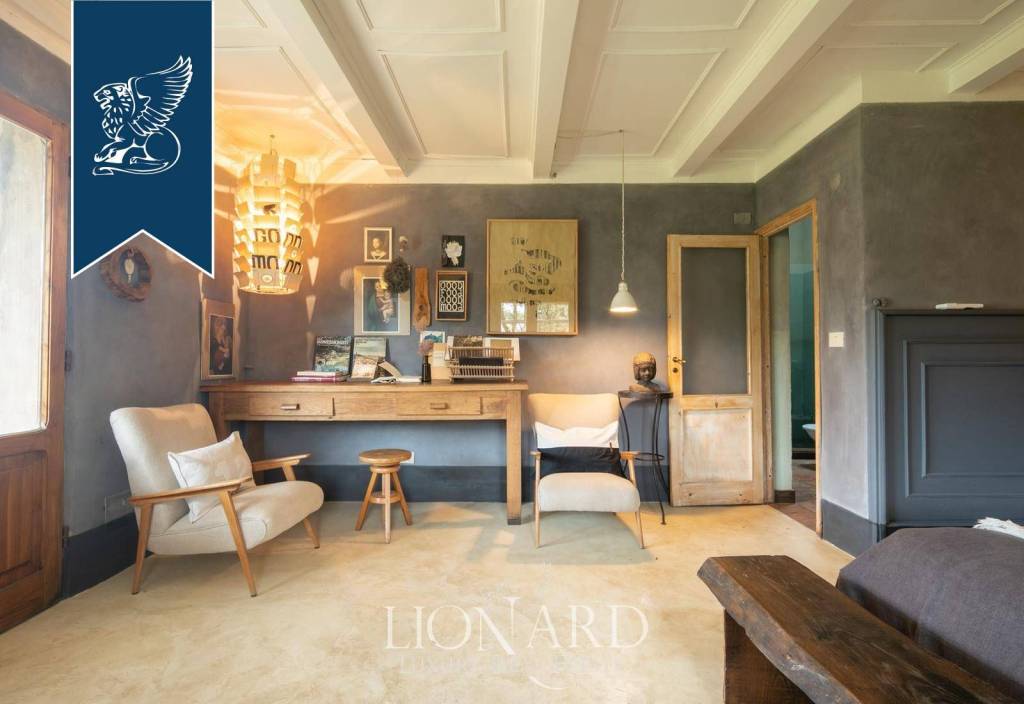 negozio in vendita a Montepulciano