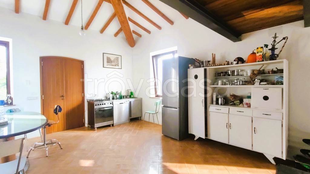 casa indipendente in vendita a Montepulciano in zona Gracciano