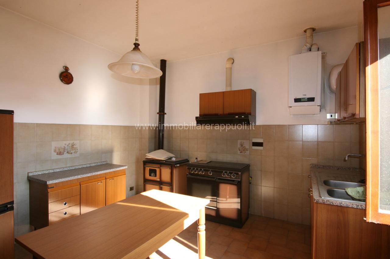 appartamento in vendita a Montepulciano in zona Acquaviva