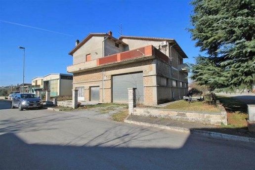 casa indipendente in vendita a Montepulciano in zona Montepulciano Stazione