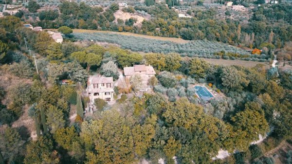 casa indipendente in vendita a Montepulciano