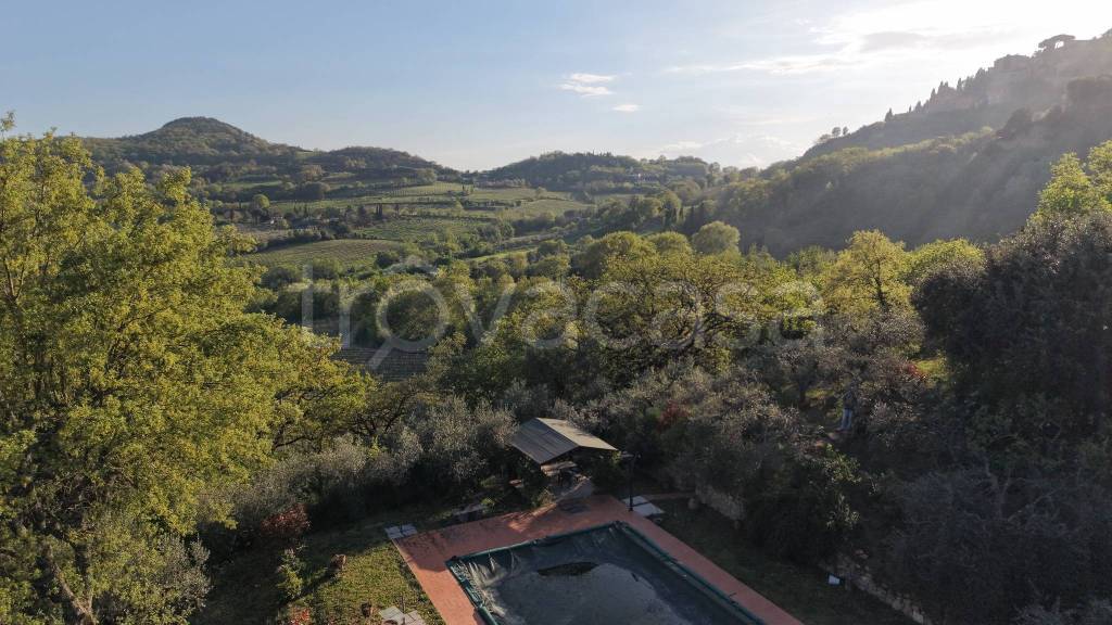 casa indipendente in vendita a Montepulciano