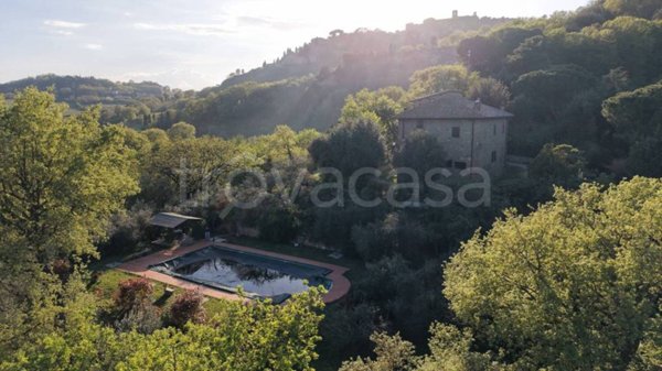 casa indipendente in vendita a Montepulciano