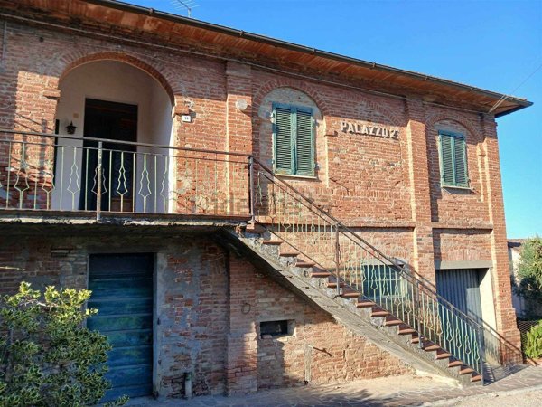 casa indipendente in vendita a Montepulciano in zona Acquaviva