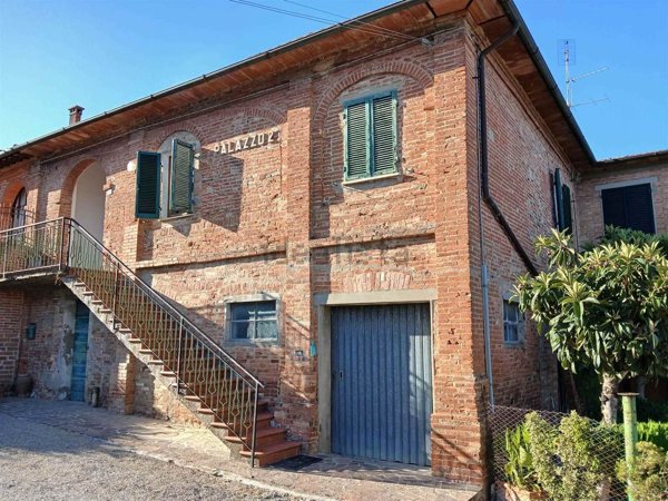casa indipendente in vendita a Montepulciano in zona Acquaviva