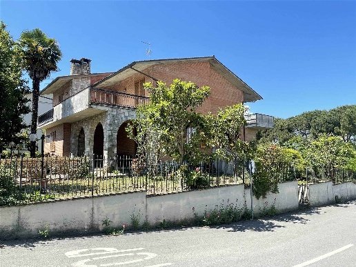 casa indipendente in vendita a Montepulciano in zona Montepulciano Stazione