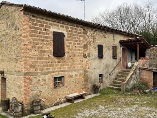 casa indipendente in vendita a Montepulciano