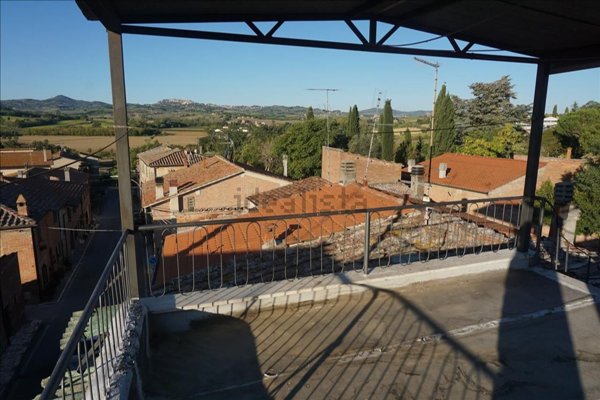 appartamento in vendita a Montepulciano in zona Acquaviva
