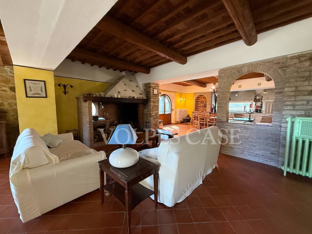 casa indipendente in vendita a Montepulciano