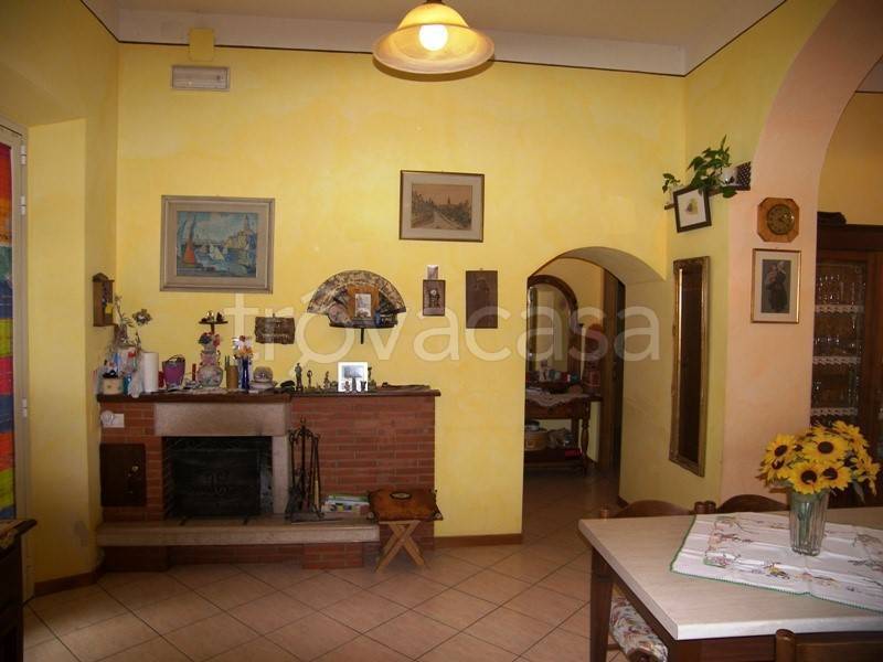 appartamento in vendita a Montepulciano in zona Gracciano