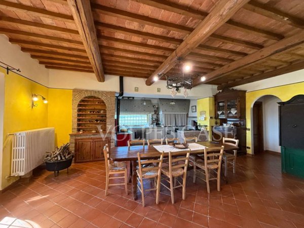 casa indipendente in vendita a Montepulciano