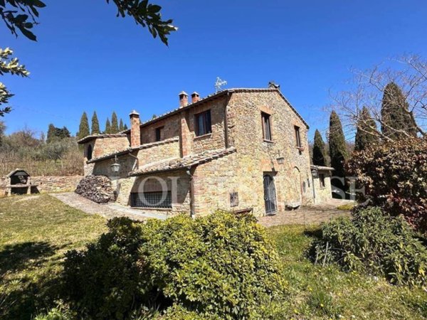 casa indipendente in vendita a Montepulciano