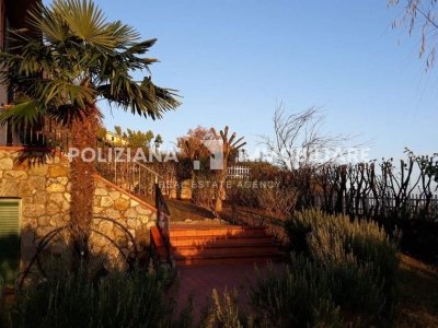 casa indipendente in vendita a Montepulciano