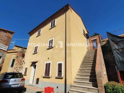 appartamento in vendita a Montepulciano in zona Valiano
