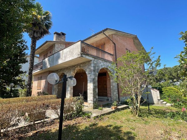 casa indipendente in vendita a Montepulciano