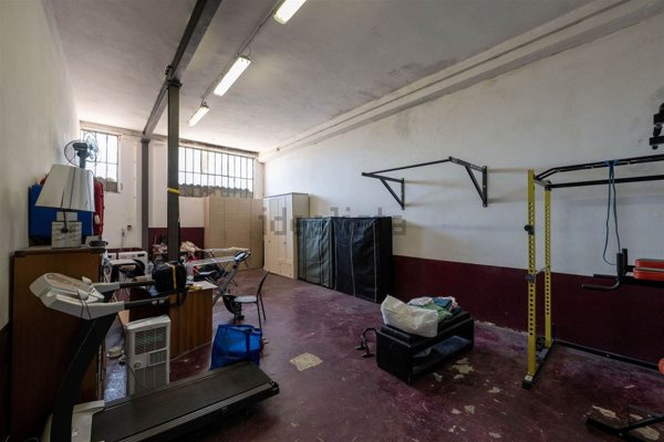 locale di sgombero in vendita a Montepulciano