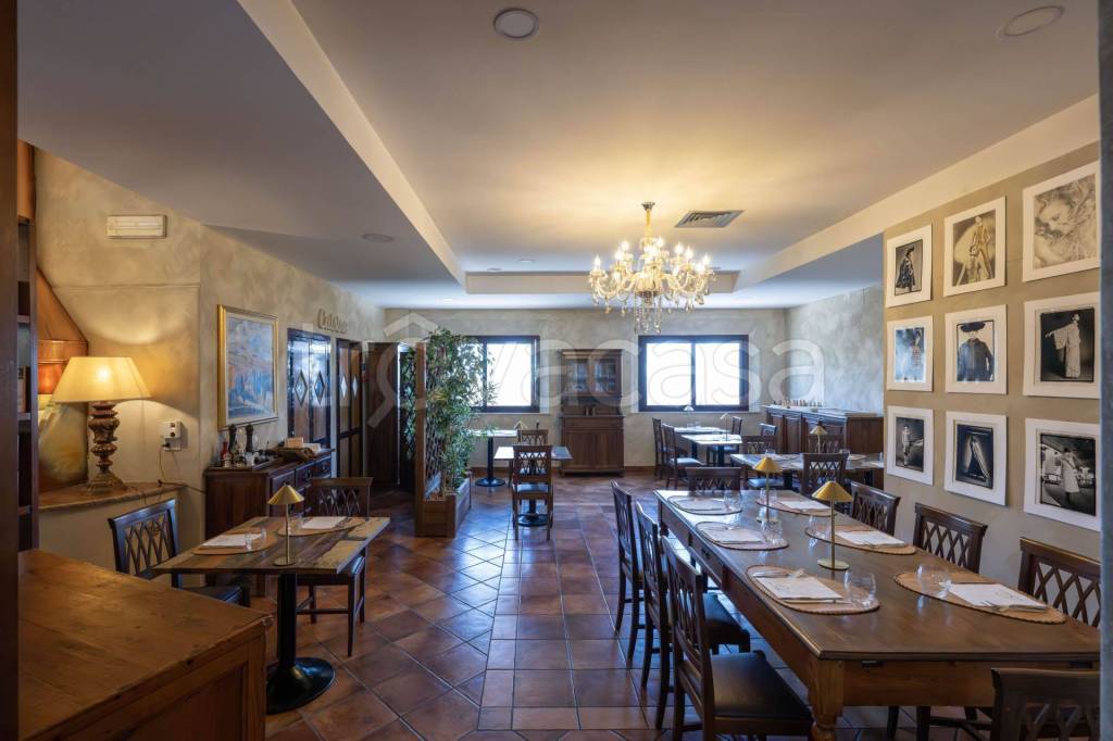 negozio in vendita a Montepulciano