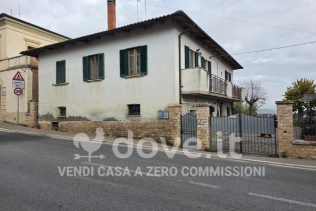 casa indipendente in vendita a Montepulciano in zona Acquaviva