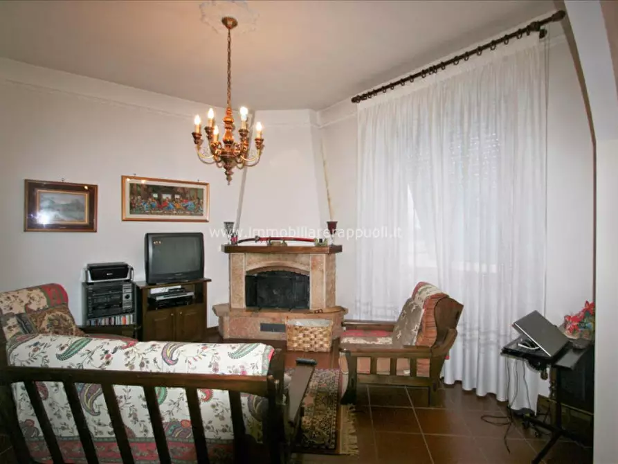 casa indipendente in vendita a Montepulciano in zona Abbadia