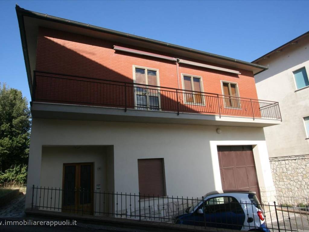 casa indipendente in vendita a Montepulciano