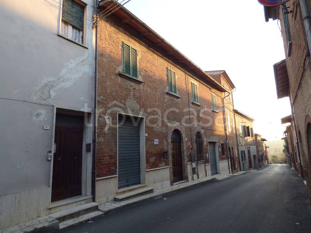 casa indipendente in vendita a Montepulciano in zona Acquaviva
