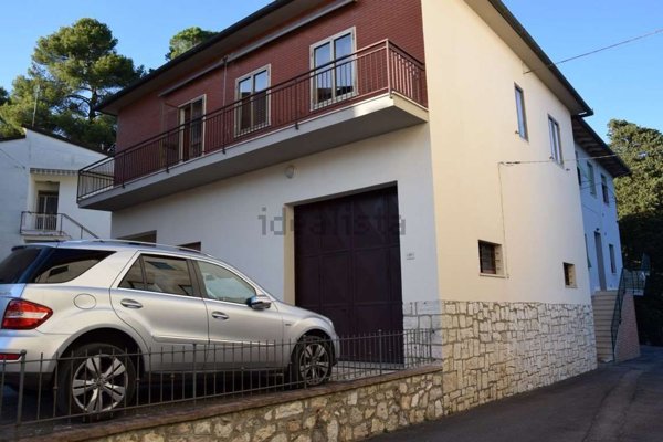 casa indipendente in vendita a Montepulciano