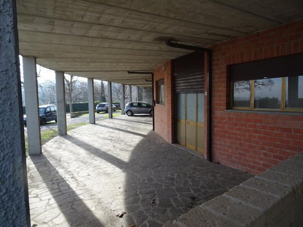 ufficio in vendita a Montepulciano in zona Montepulciano Stazione