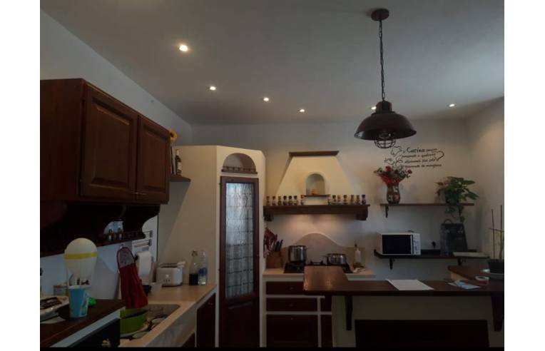 casa indipendente in vendita a Montepulciano in zona Abbadia