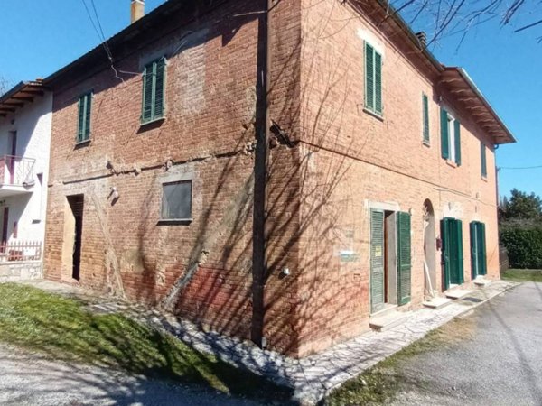 casa indipendente in vendita a Montepulciano in zona Acquaviva