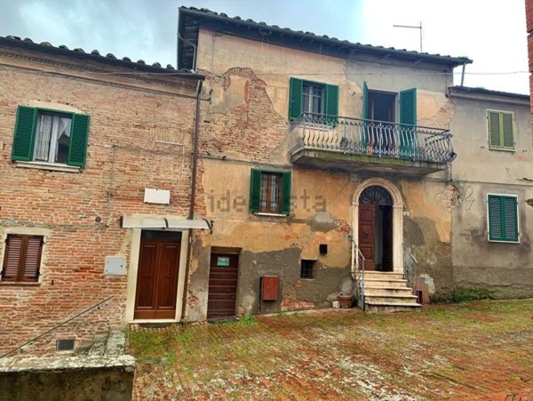 appartamento in vendita a Montepulciano in zona Valiano