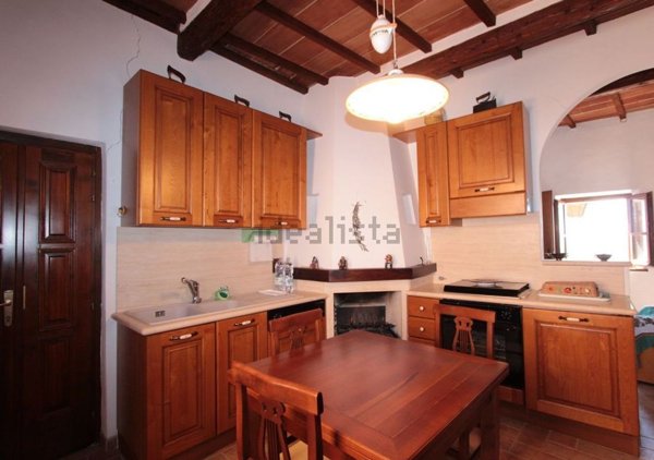 appartamento in vendita a Montepulciano in zona Valiano