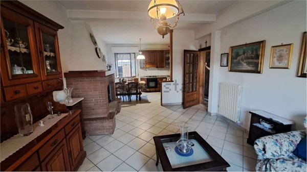 casa indipendente in vendita a Montepulciano in zona Montepulciano Stazione