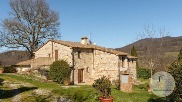 casa indipendente in vendita a Montepulciano
