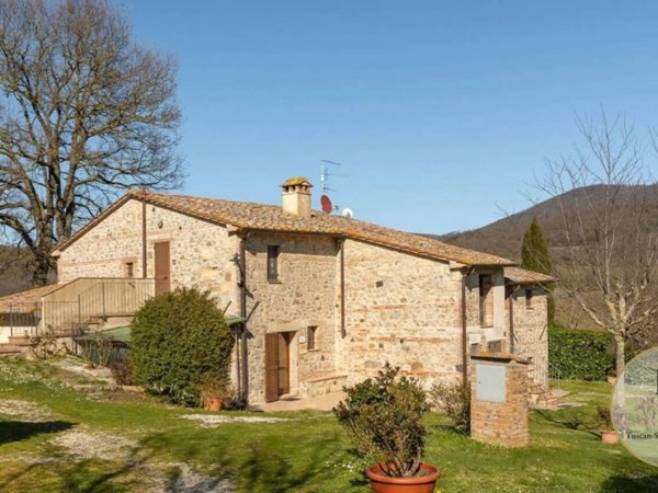 casa indipendente in vendita a Montepulciano