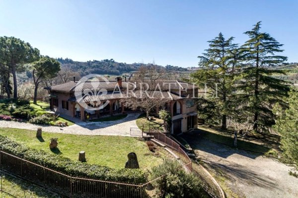 casa indipendente in vendita a Montepulciano