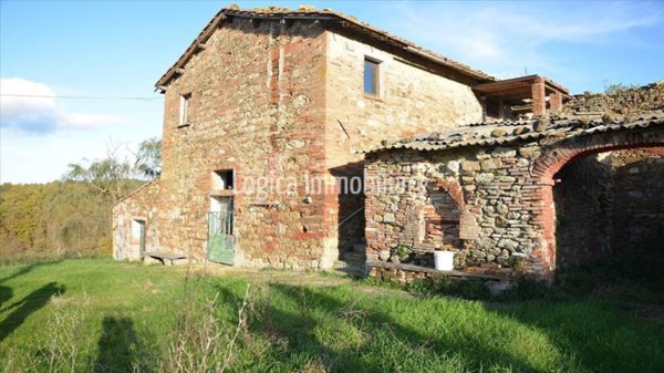 casa indipendente in vendita a Montepulciano