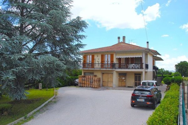 casa indipendente in vendita a Montepulciano in zona Acquaviva