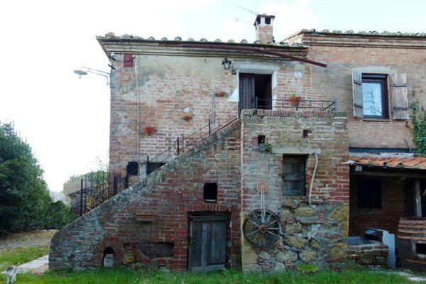 casale in vendita a Montepulciano in zona Argiano