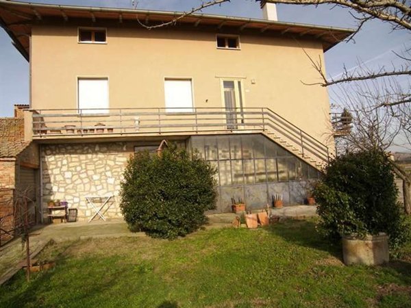 casa indipendente in vendita a Montepulciano