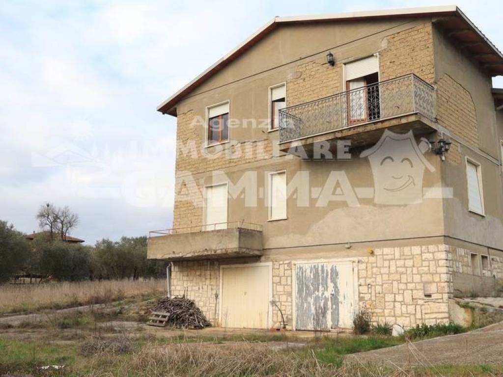 appartamento in vendita a Montepulciano in zona Abbadia