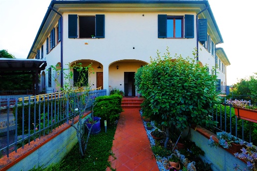 appartamento in vendita a Montepulciano in zona Abbadia