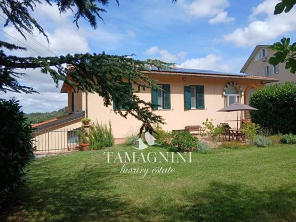 casa indipendente in vendita a Montepulciano