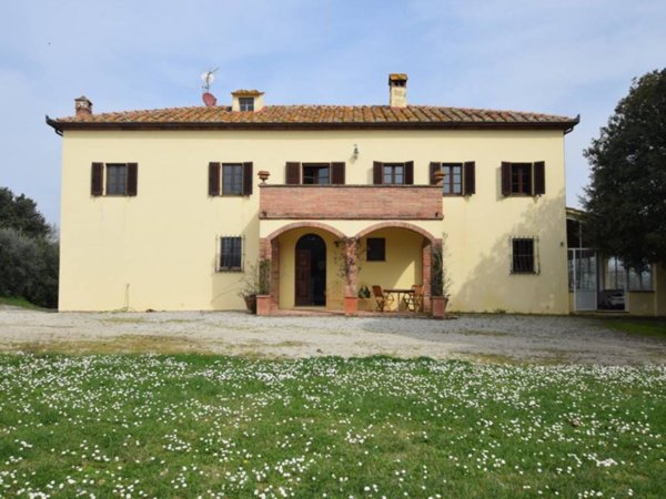 casa indipendente in vendita a Montepulciano in zona Valiano