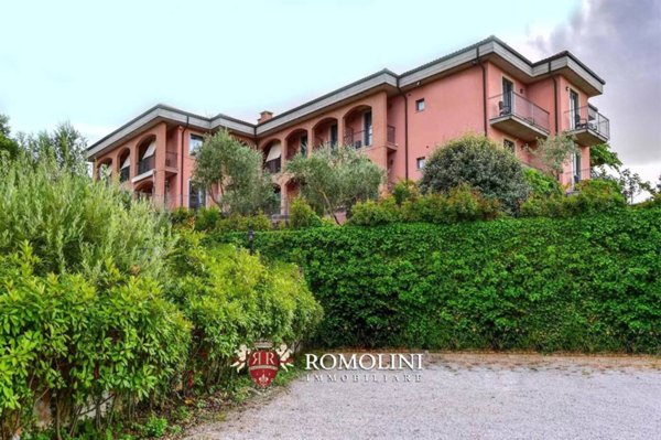 locale di sgombero in vendita a Montepulciano in zona Montepulciano Stazione
