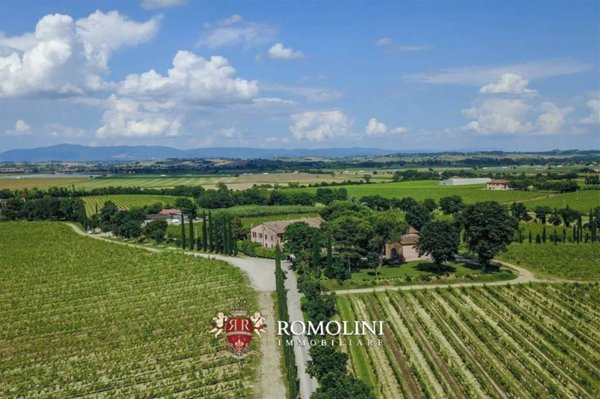negozio in vendita a Montepulciano